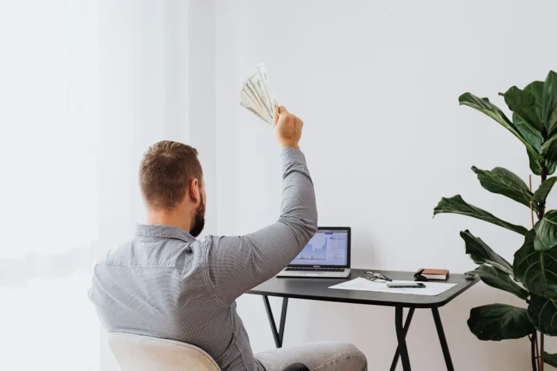 These 5 AI Tools Are Quietly Printing Money for Side Hustlers Right Now